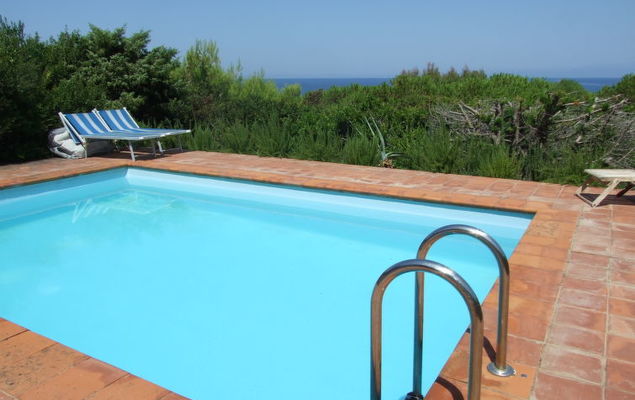 Maximilian - Photo 6