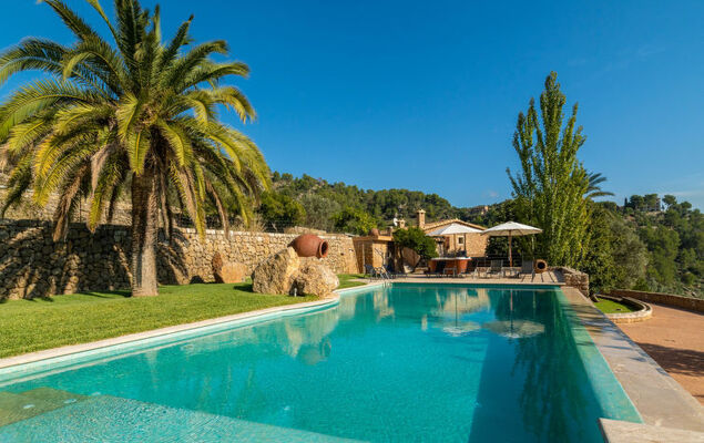 Santa Llucia - Photo 41